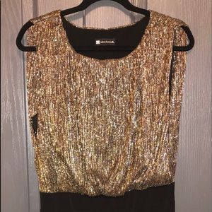 Gorgeous gold & black dress. Worn 1X. Any 3/$100!!